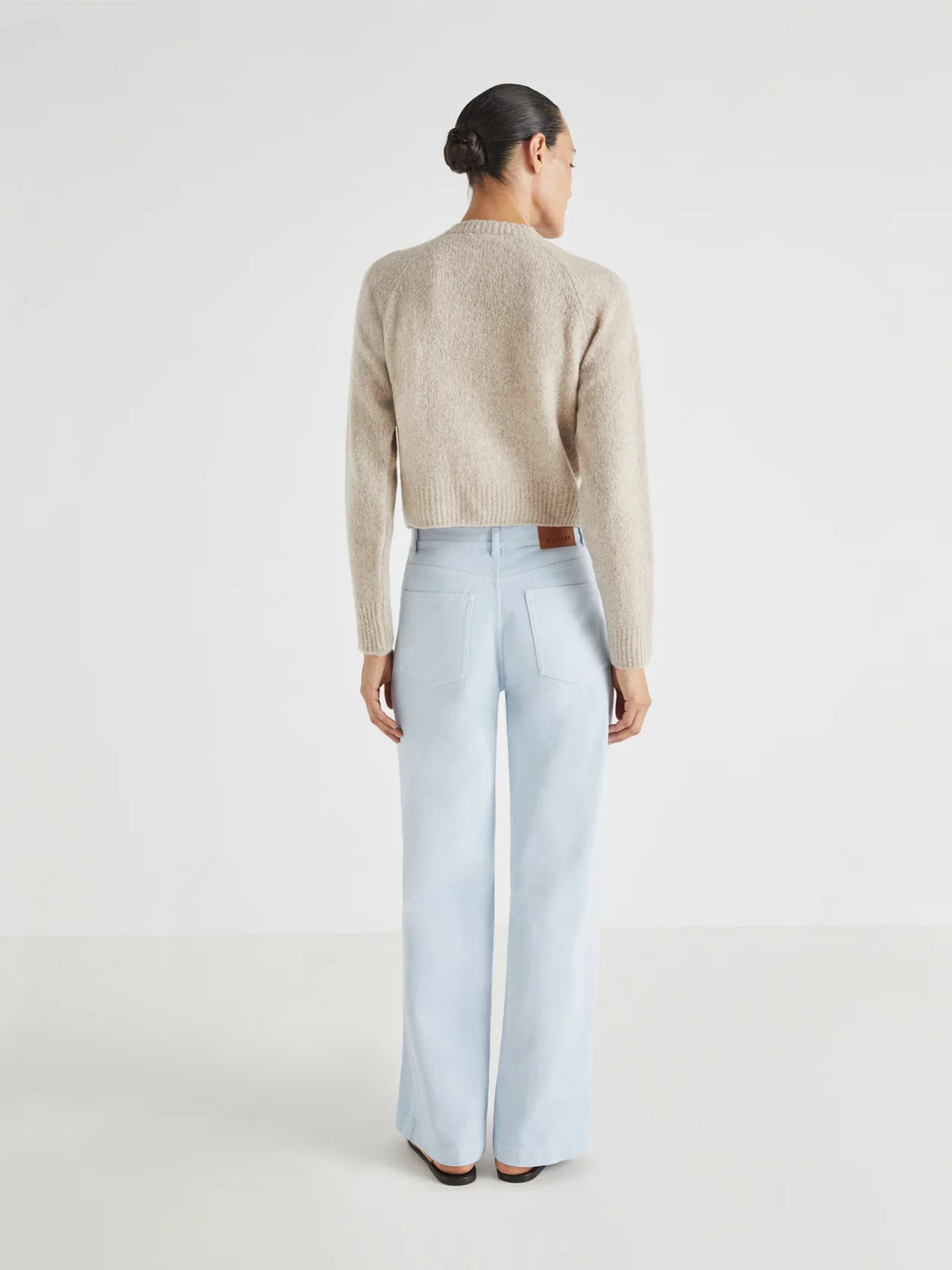 NAHELE SWEATER - SAND